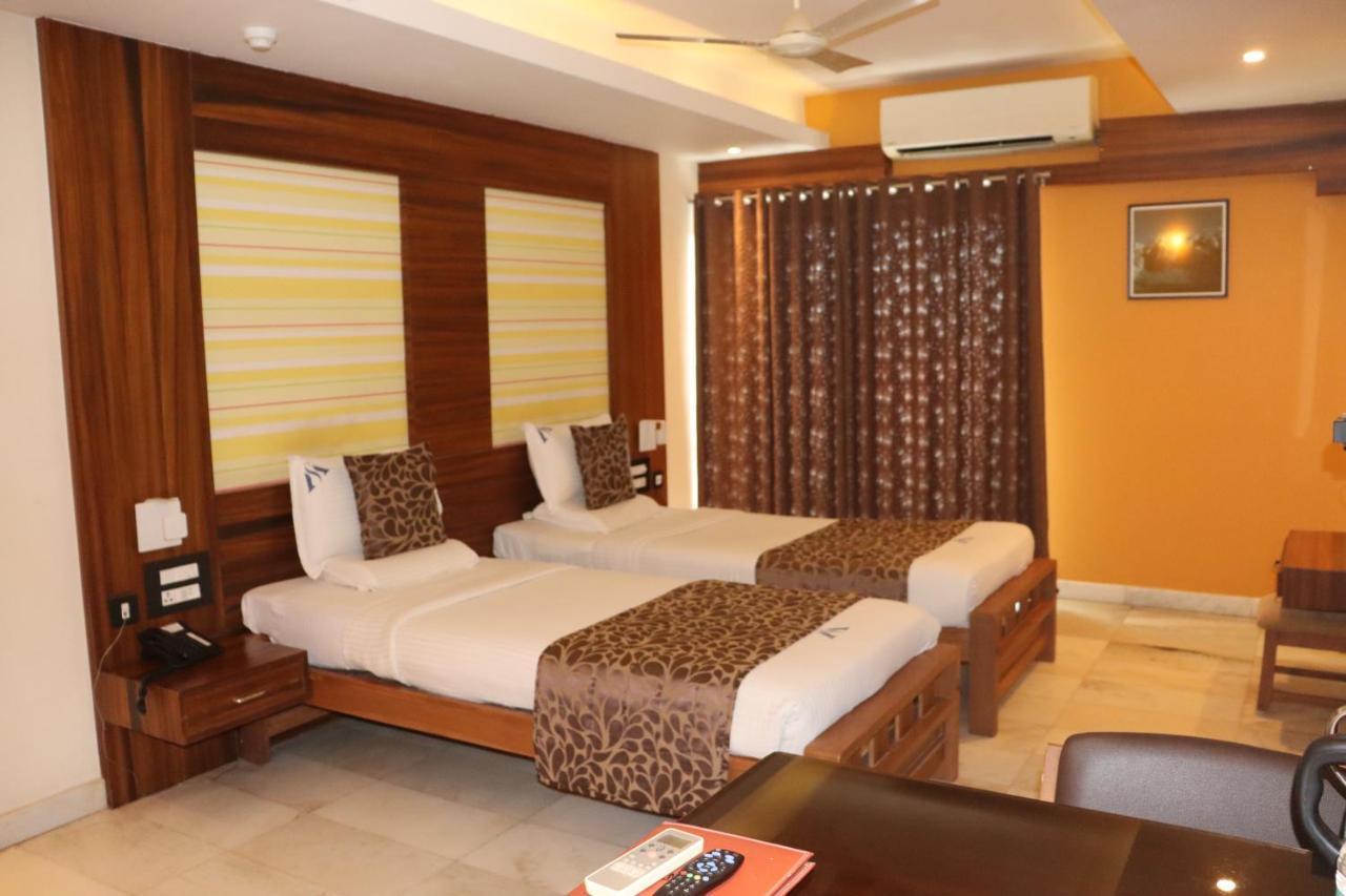 Hotel Madhuvan Serai Manipal Zewnętrze zdjęcie