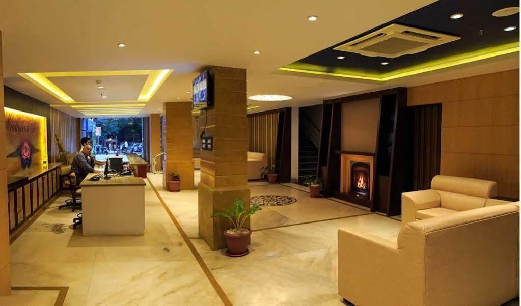 Hotel Madhuvan Serai Manipal Zewnętrze zdjęcie